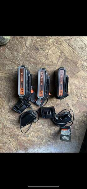 R87002 Black Decker 2 20v Max 2.0 Ah Battery Lithium Ion And 1 20 Volt 1.5