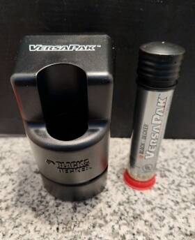 Black & Decker Vp100t21sd And Versapak Vp100 Type 2 Battery 3.6v Vp131 Charger