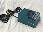 Um401d Dc240 Makita Battery Charger For