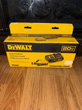 Dewalt 076174441109 20-volt Max Lithium-ion 6.0 Ah Battery Pack And Charger Kit