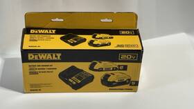 Dcb225-2c Dewalt 445023091094 20v Max Lithium-ion Battery Kit With 5.0ah And 2.0ah Charger