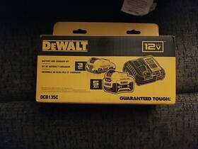 Dc8135c Dewalt 12v Battery Packs And Chrger Set. New In Box