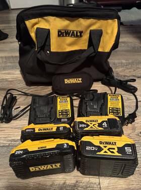 Dcb10107 Dewalt 4 Battery Packs 2 Chargers Tool Bag 20v Ion Dcb10107 Dewalt 4 Battery Packs 2 Chargers Tool Bag 20v Ion