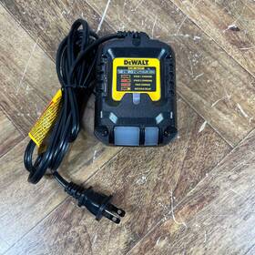 Dcb1102 Dewalt 12v And 20v Max Li-ion Compact Battery Charger