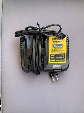 Dcb115-b2 Dewalt 12/20v Max Charger 220/240 Volt
