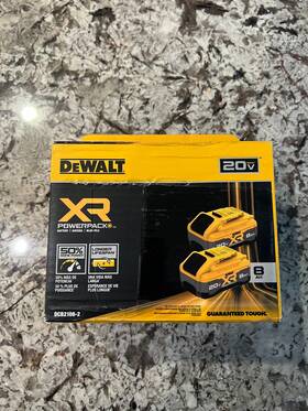 Dcb2108-2-hm Dewalt Dcb2108-2 20v Max Xr Power-pack Lithium-ion 8.0ah Battery 2-pack