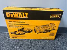 Dcb235-2c Dewalt Kit 4 Port Fast Charger And 2 Ah 5ah Battery 20v