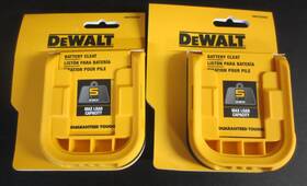 Dwst82820 Dewalt Battery Cleat Single - 2 Pack