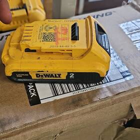 Dewalt N285482 20v 2ah Lithium-ion Power Tool Battery Yellow