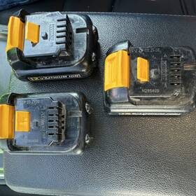 N285499 Dewalt 3x 12v Lithium-ion Power Tool Batteries Black