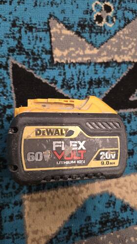 N487816 Dewalt Flex Volt 20v/60v Max 90ah Lithium-ion Battery For Parts Only
