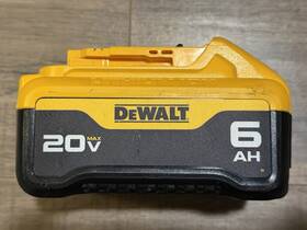Na458294 Dewalt 20v Max 6ah Lithium-ion Battery Li-ion Rechargeable - Used Only Once