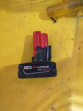 Milwaukee 313042892824 M12 12-volt Lithium-ion Xc Extended Capacity Battery 1-pack 3.0 Ah