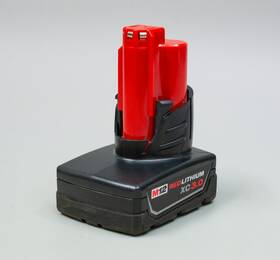 48-11-11-2402 Milwaukee Ma4 M12 12v Xc 3.0 Redlithium Battery Pack 48-11-2402