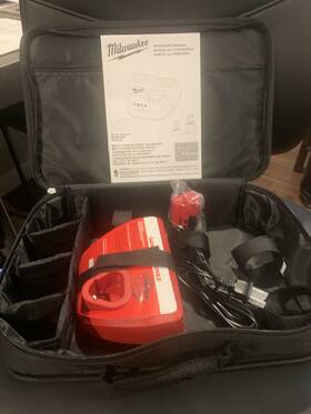 48-11-2420 Milwaukee 48-11-2420/48-59/2401 M12 2.0ah Battery Charger 48-59-01 Kit With Fuel Bag