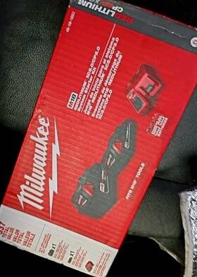 Milwaukee M18redlithium M18 Red Lithium Xc5.0/cp2.0 System Starter Kit