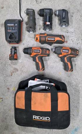 Ridgid12vbat Ridgid 12v Power Max Handle With Multiple Attachments