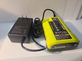 140407003 Ryobi 40v Lithium Charger Adapter With Usb Output Op403
