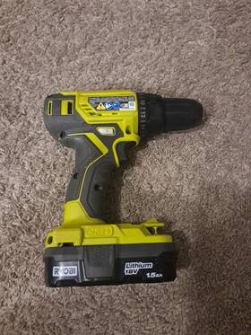 Nc21055n610227 Ryobi P215 / With Battery P189