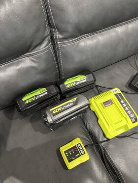 Op40201 Ryobi Op40401/op40201 Three 40 V Batteries For With Chargers