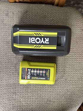 Op4040408 Ryobi 40v Lithium-ion 4.0ah Battery / Fast Charger Kit New