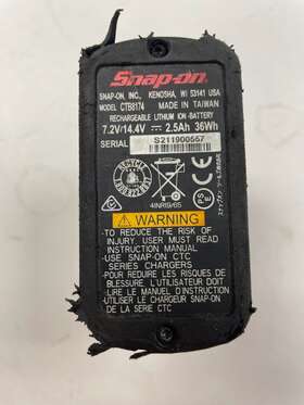 Ctb8174 Snap-on Tools 2.5 Ah 7.2/14.4v Lithium Ion Battery M# Ctb8174 Snap-on Tools 2.5 Ah 7.2/14.4v Lithium Ion Battery M#
