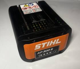 Ea014006501 Stihl Ap 300 S Lithium-ion Battery 36v - 7.2 Ah